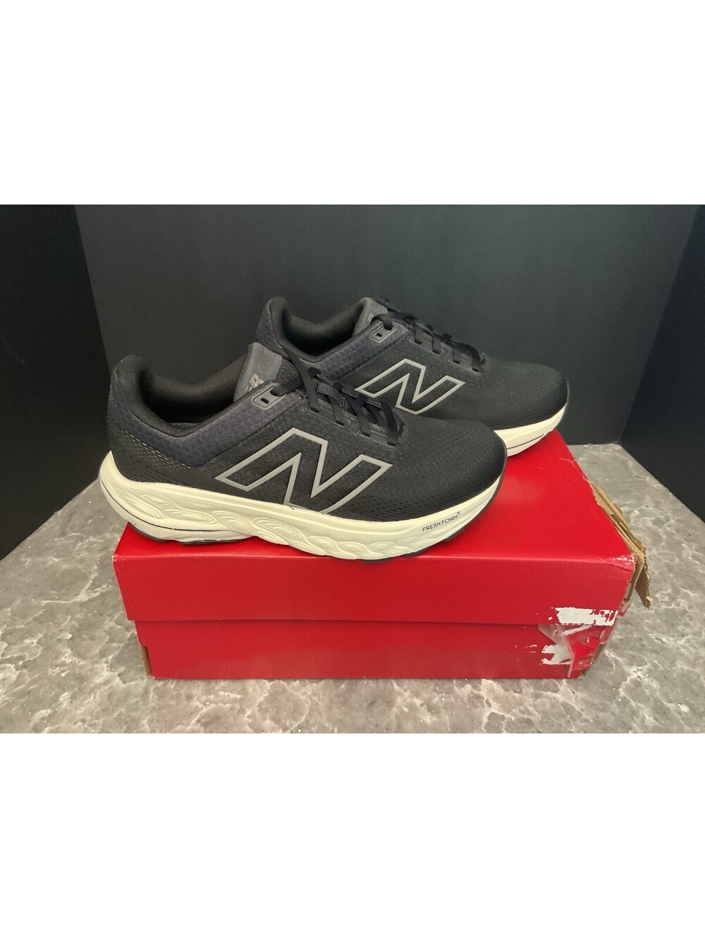 New! Womens New Balance Fresh Foam X 860v14 Running Shoes. Size 7.5-2E Wide